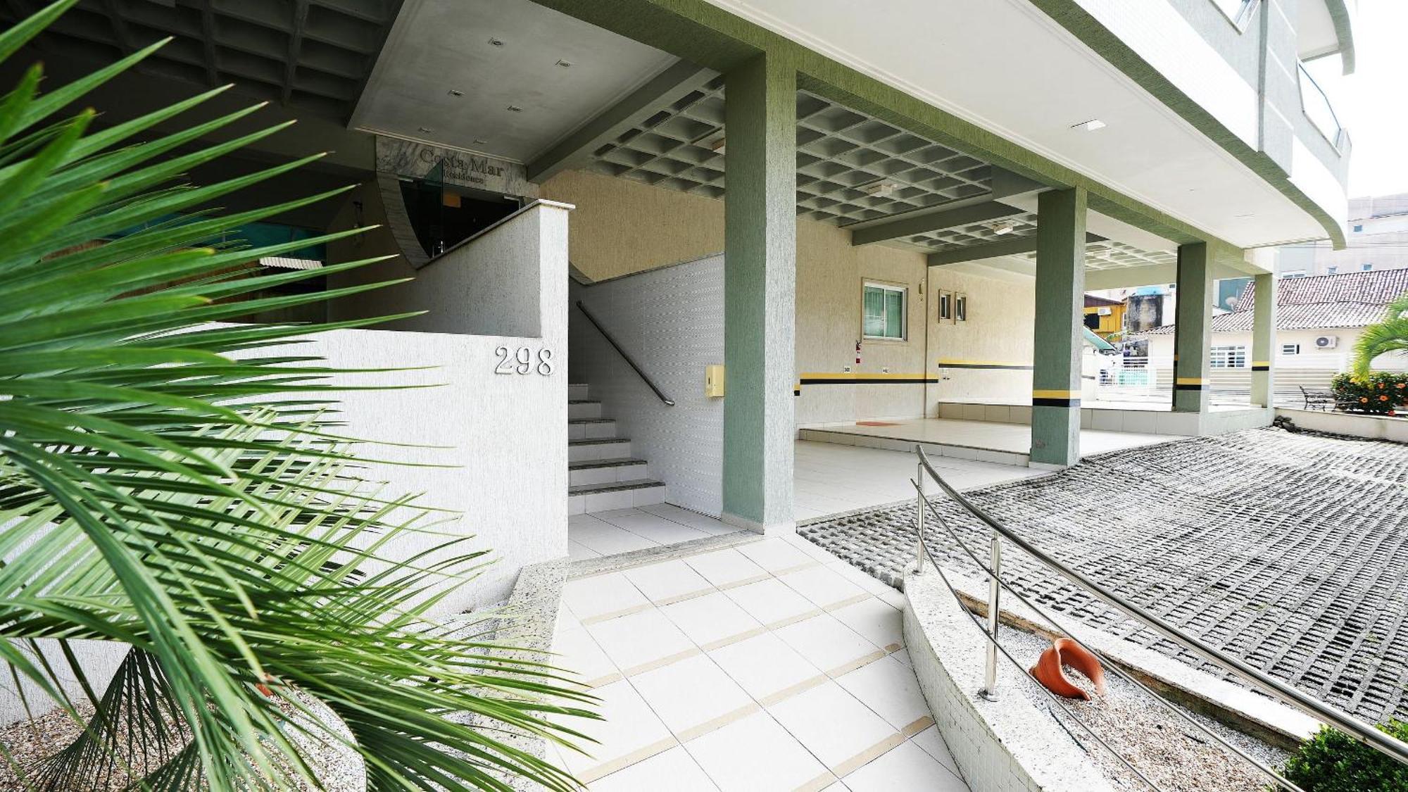 Edificio Costa Mar - Centro De Bombinhas Apartamento Exterior foto